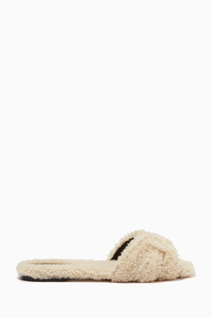 

Tribute Flat Mules In Shearling, White