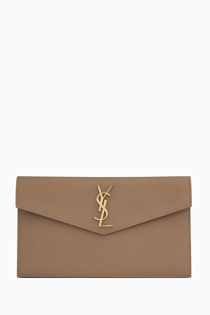 

Uptown Pouch in Grain de Poudre Embossed Leather, Brown