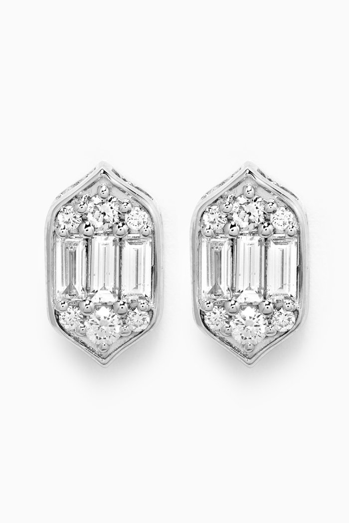 

Palace Baguette Diamond Earring in 18kt White Gold