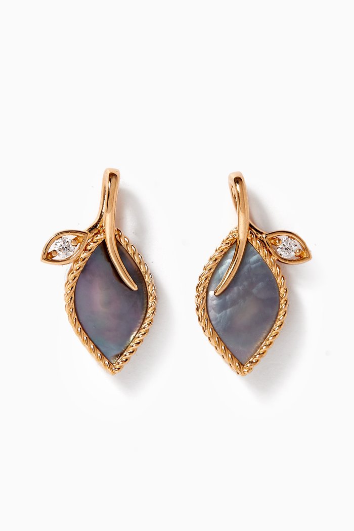 

Farfasha Foglia Mother of Pearl Earrings in 18k Rose Gold
