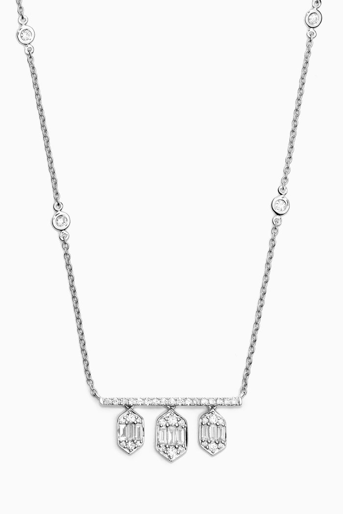 

Palace Baguette Three Diamond Bar Necklace in 18kt White Gold