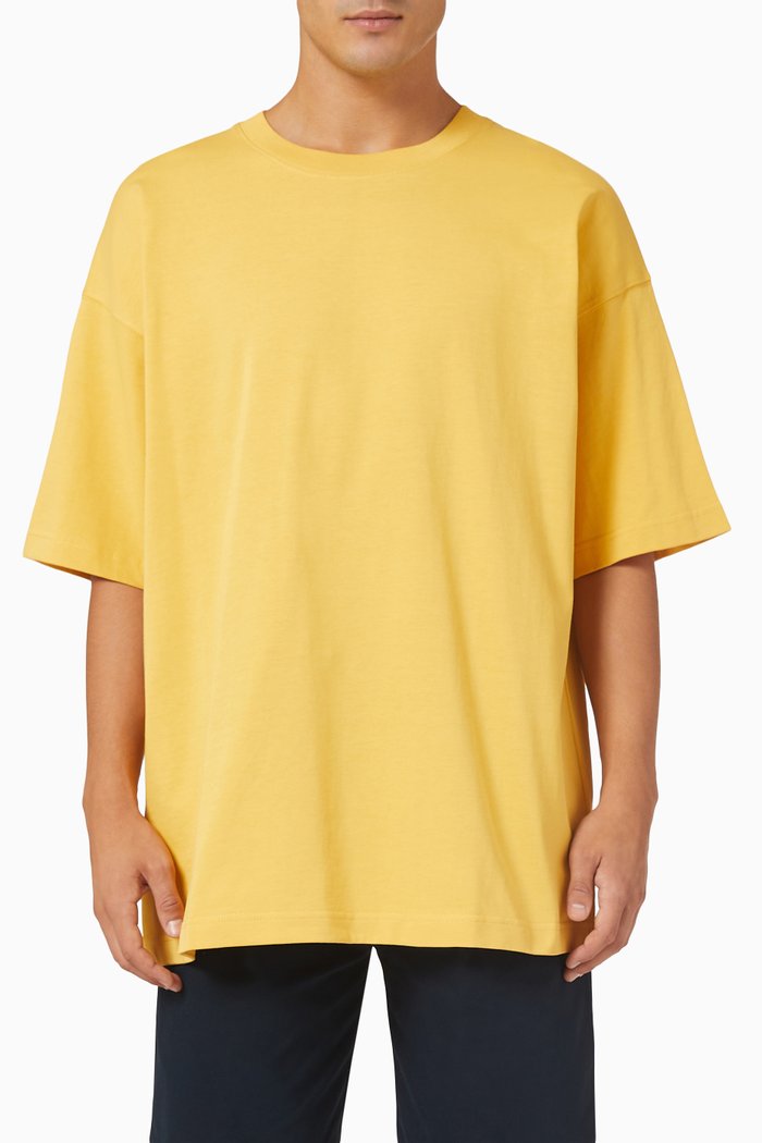 

Hjalmer T-shirt in Organic Cotton, Yellow
