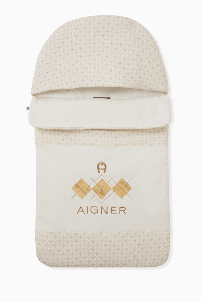 

Logo Baby Nest in Stretchy Cotton, White