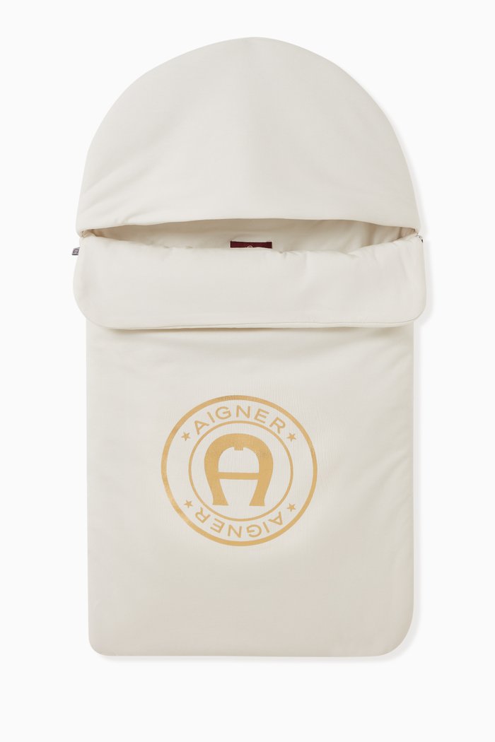 

Logo Baby Nest in Pima Cotton, White