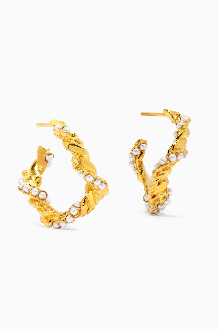 

Twisted Wire Pearl Hoop Earrings in 18kt Gold-plated Brass