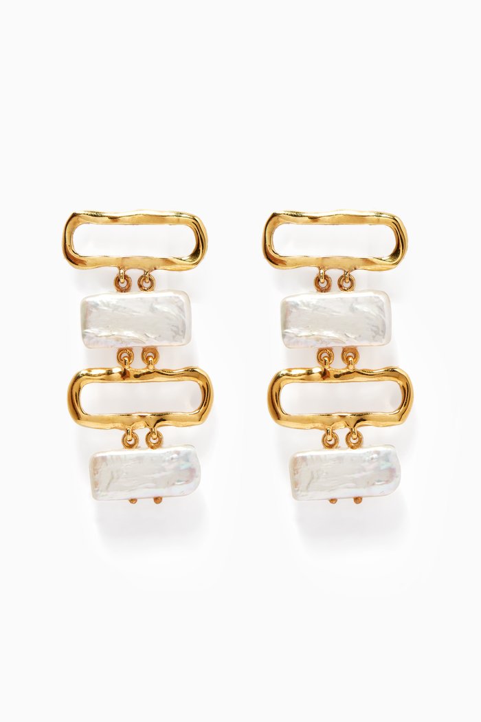 

Wave Link Pearl Earrings in 18kt Gold-plated Brass