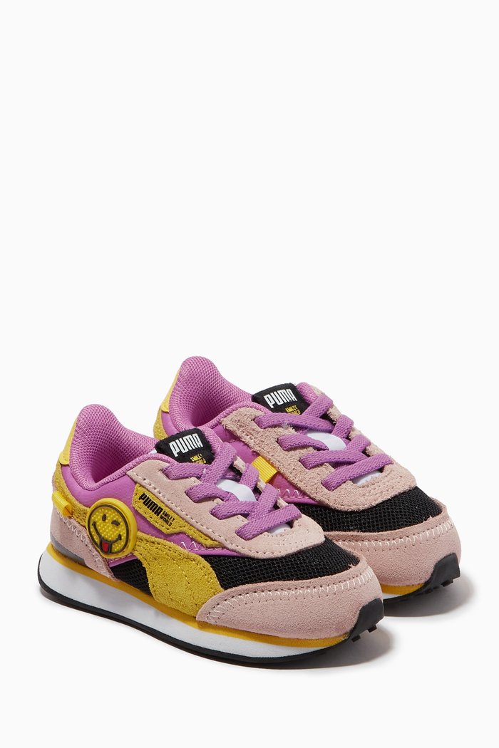 

x Smileywold Future Rider Sneakers in Suede, Pink