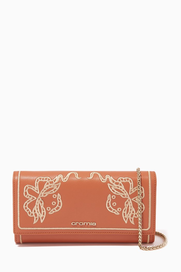 

Pretty Wallet in Calfskin, Brown