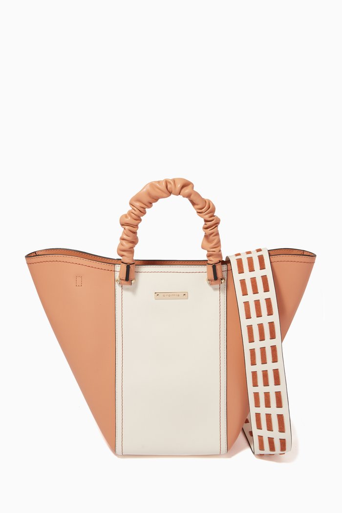 

Trilly Handbag in Calfskin & Suede, Brown