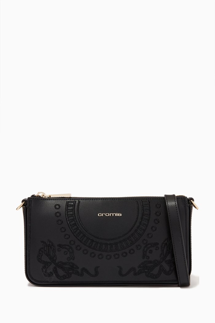 

Shoulder Bag in Calfskin, Black