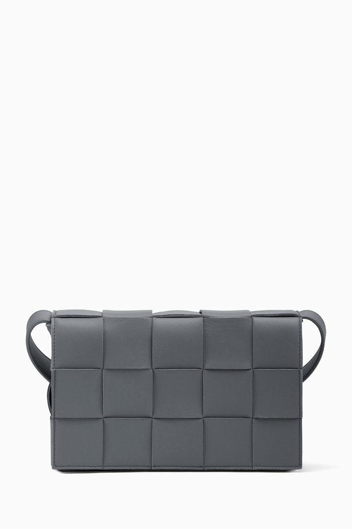 

Cassette Bag in Intrecciato Leather, Grey
