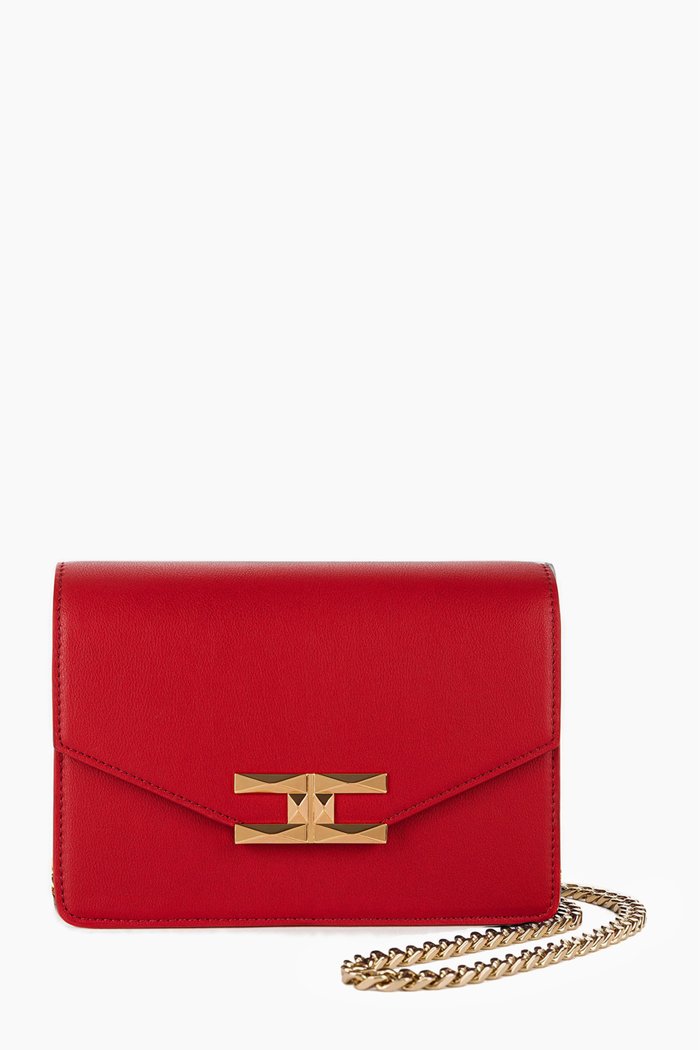 

Medium Wallet on Chain in Faux Leather, Red