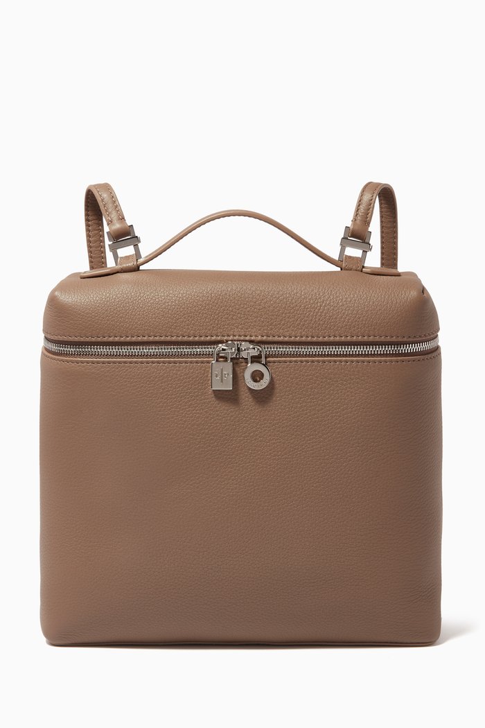 

Extra Pocket L23.5 Backpack in Calfskin Leather, Brown