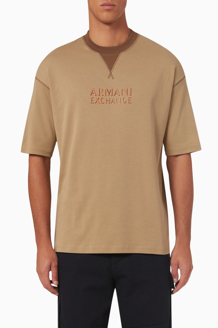 

Contrast Logo T-shirt in Cotton, Neutral