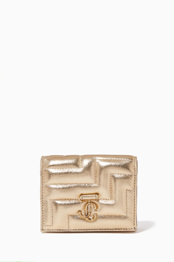 Hanne Avenue, Gold