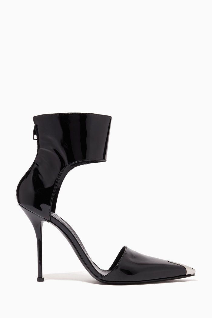 

Harness Punk 105 Pumps in Patent Leather, Black