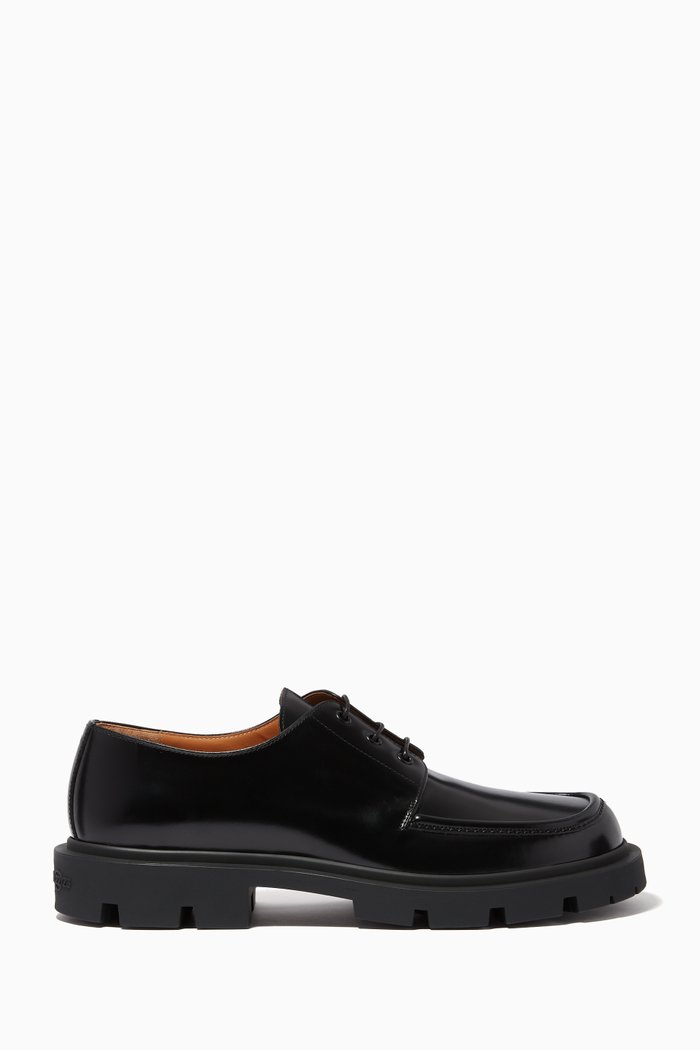 

Square Toe Derby Shoes in Brushed Leather, Black