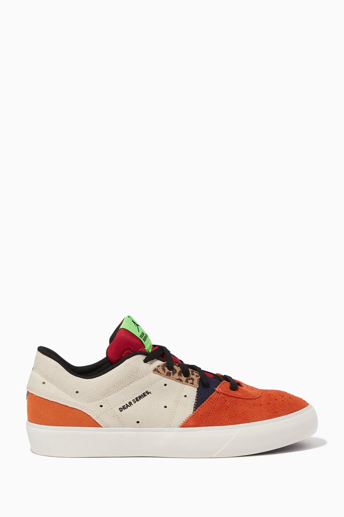 Jordan Series 6 Sneakers in Suede, Multicolour
