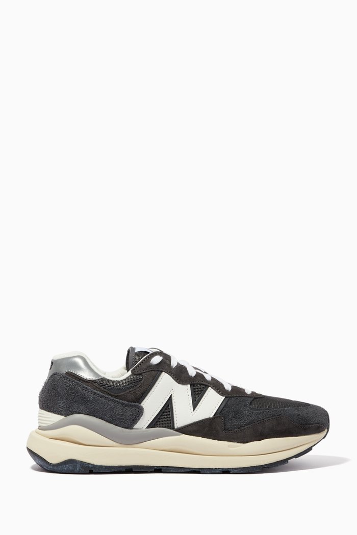 

5740 Sneakers in Suede & Mesh, Grey