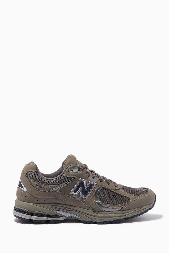 

2002 Sneakers in Suede & Mesh, Grey