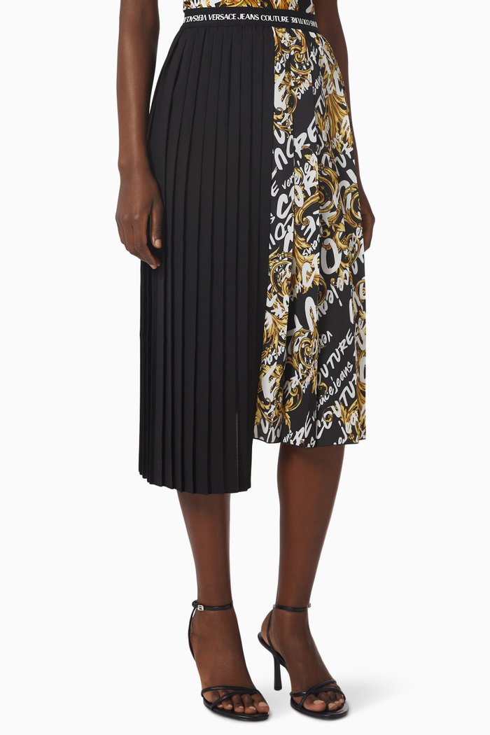 

Logo Brush Pleated Midi Skirt in Crepe, Black