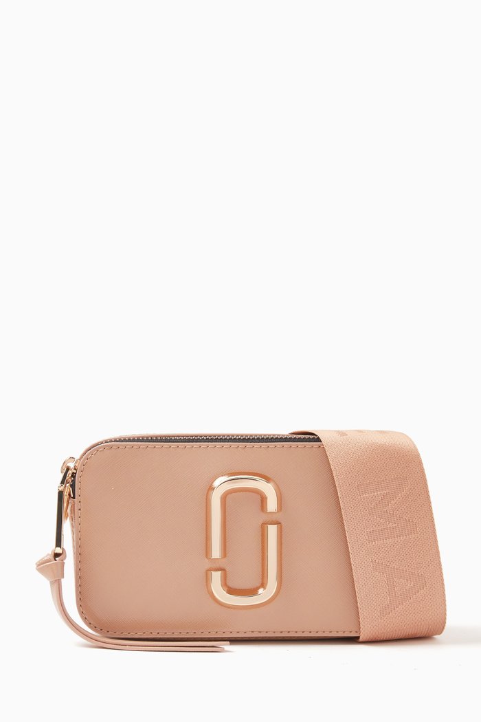 

The Snapshot DTM Camera Crossbody Bag in Leather, Pink