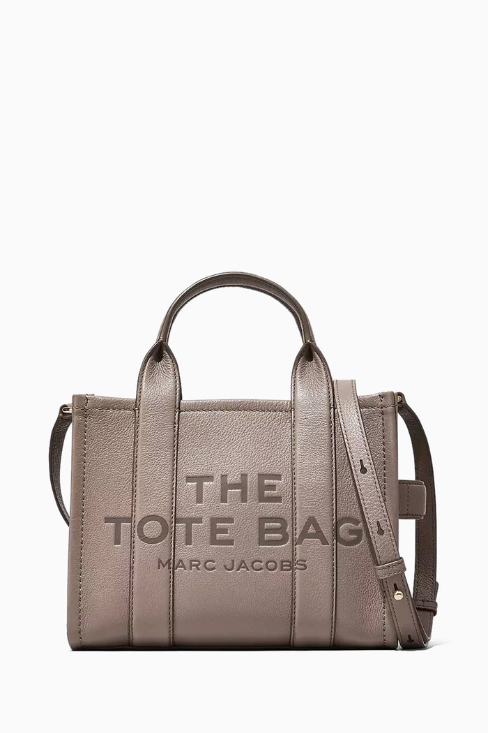 The Medium Traveler Tote Bag in Cow Leather, Neutral