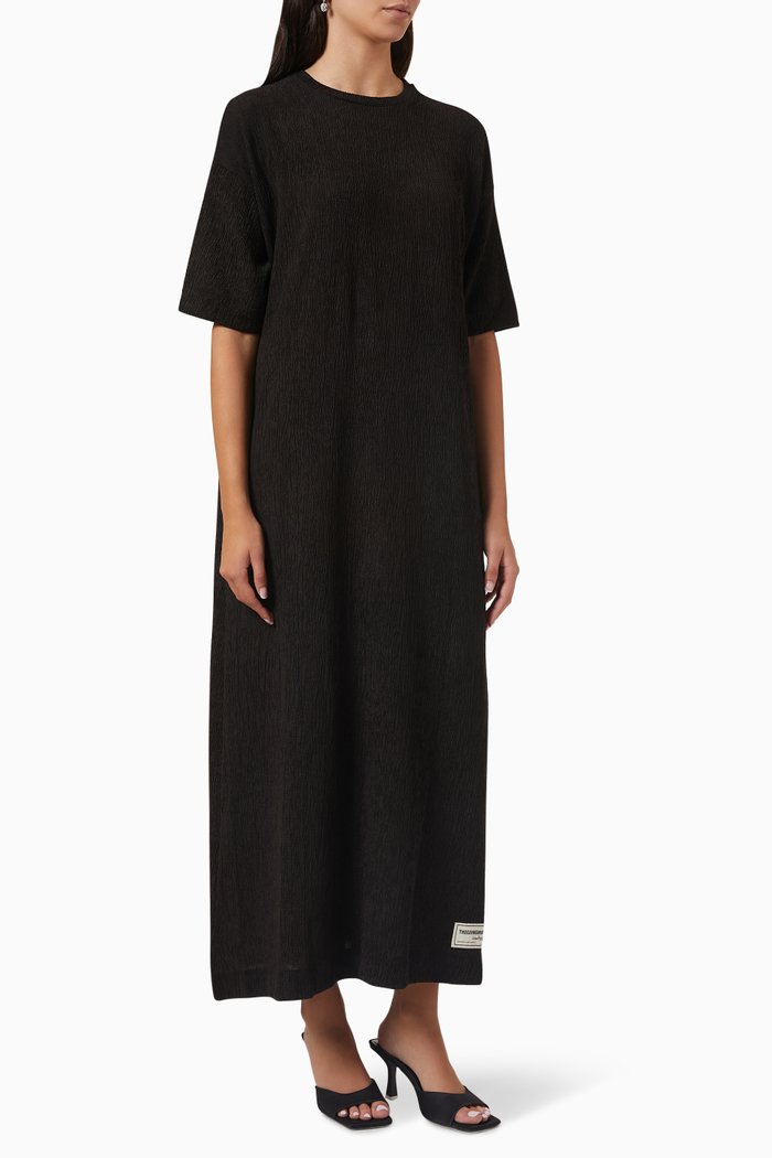 

Modest Crinkle Dress, Black