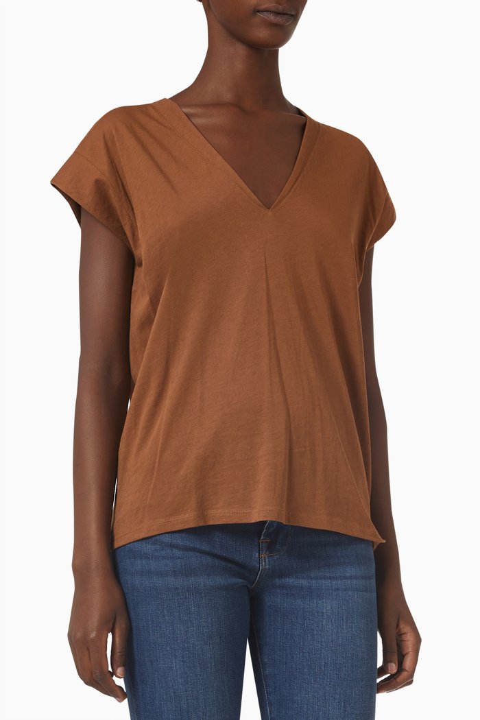 

Le Mid-rise V-neck T-shirt in Cotton, Brown