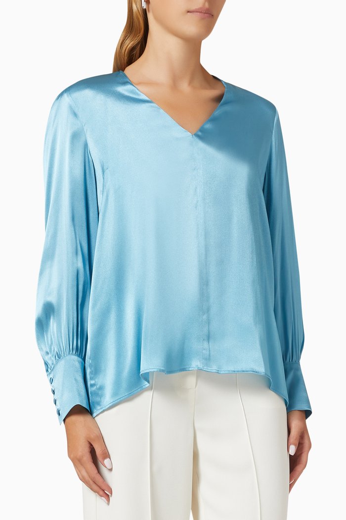 

V-neck Blouse in Satin, Blue