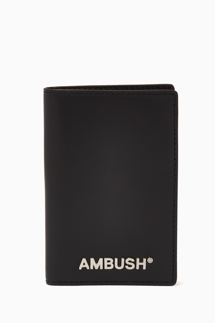 Logo-plaque Bi-fold Wallet in Leather, Black