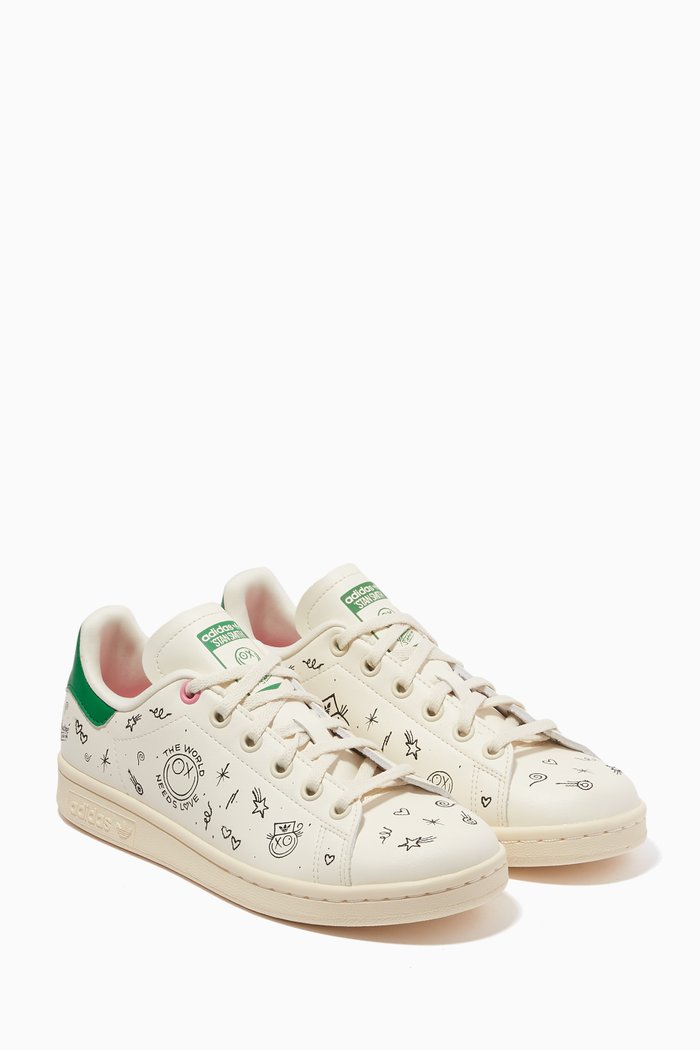 

x André Saraiva Stan Smith Sneakers in faux Leather, White