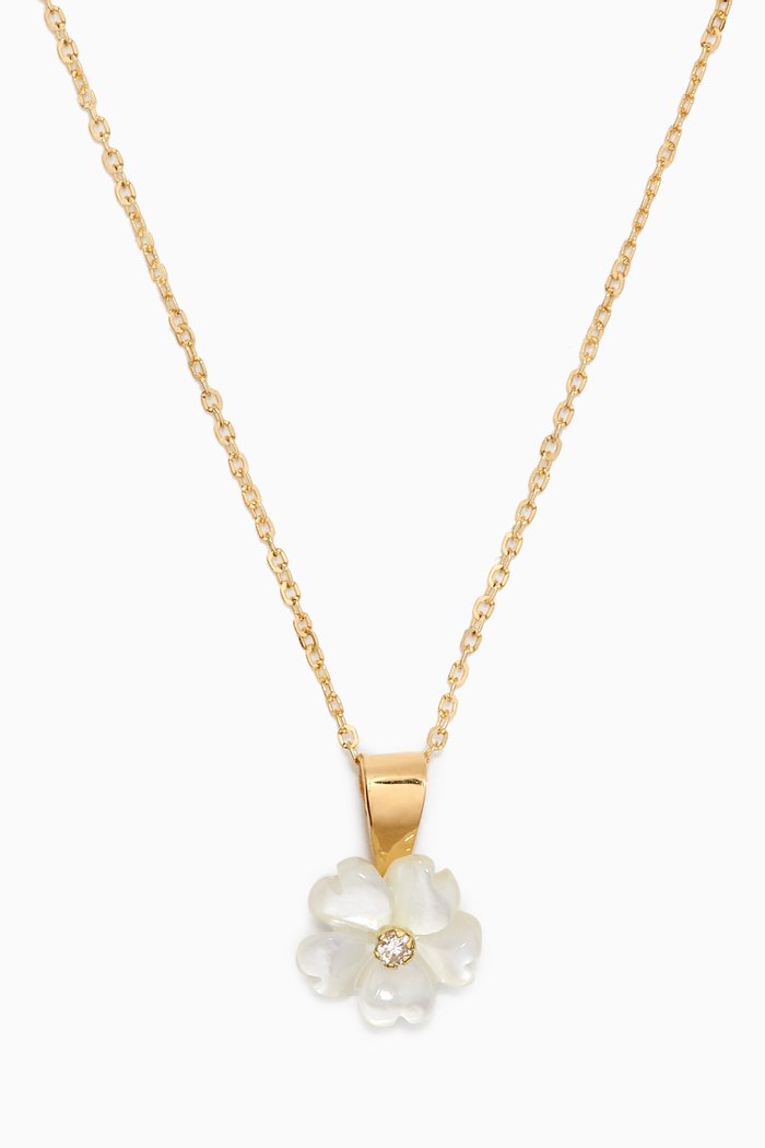 

Floral Mother-of-Pearl Diamond Pendant in 18kt Yellow Gold