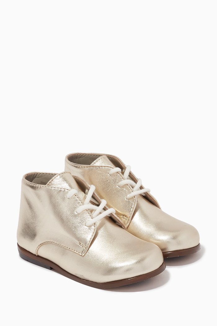 

Derby Shoes in Leather, Gold