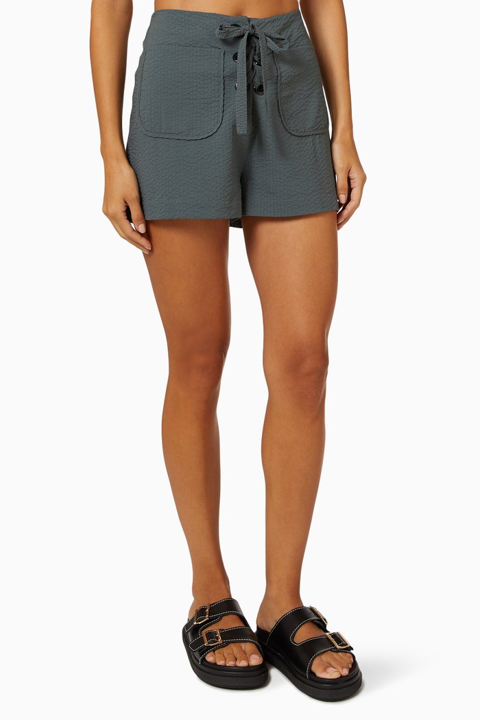 

Centaure Shorts in Cotton, Green