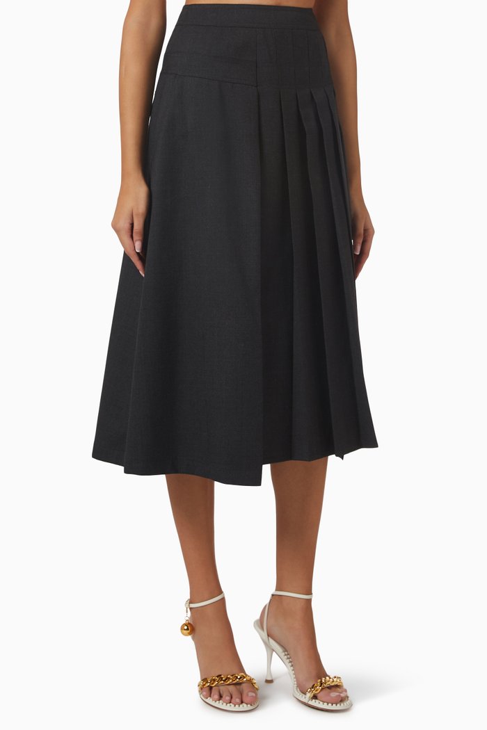 

Half-pleated Midi Skirt in Textured Fabric, Black