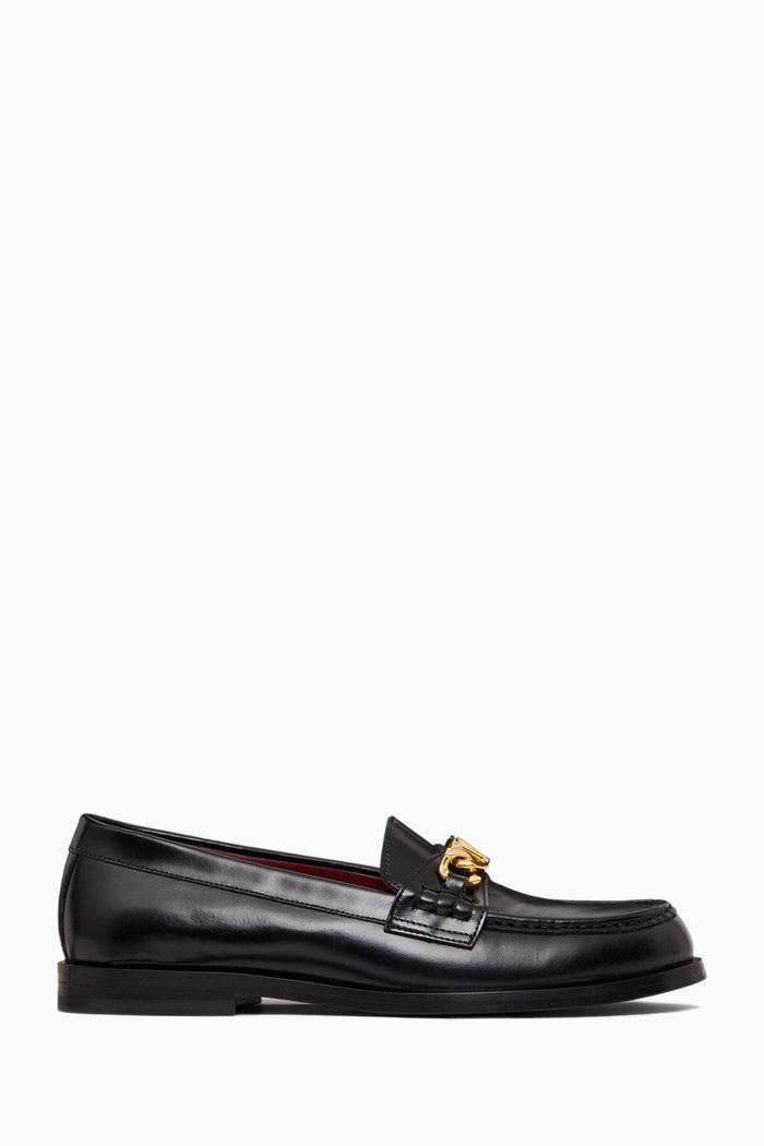 

Valentino Garavani VLOGO Chain Loafers in Calfskin, Black