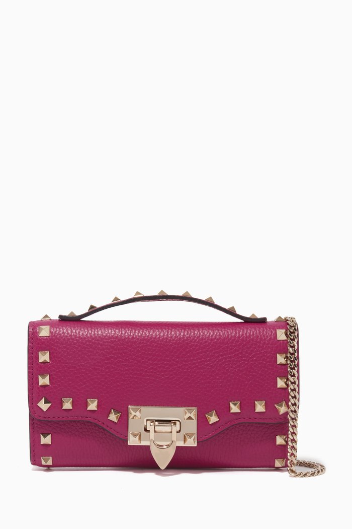 

Valentino Garavani Rockstud Chain Strap Wallet in Calfskin, Pink