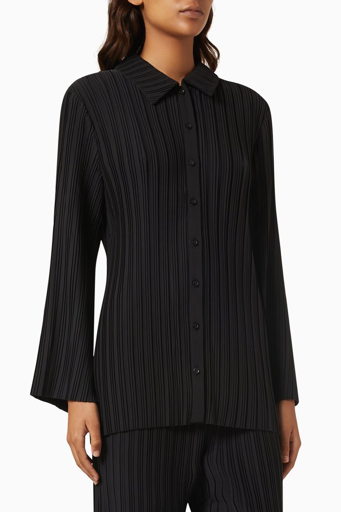 

The Low Rider Pleated Shirt, Black