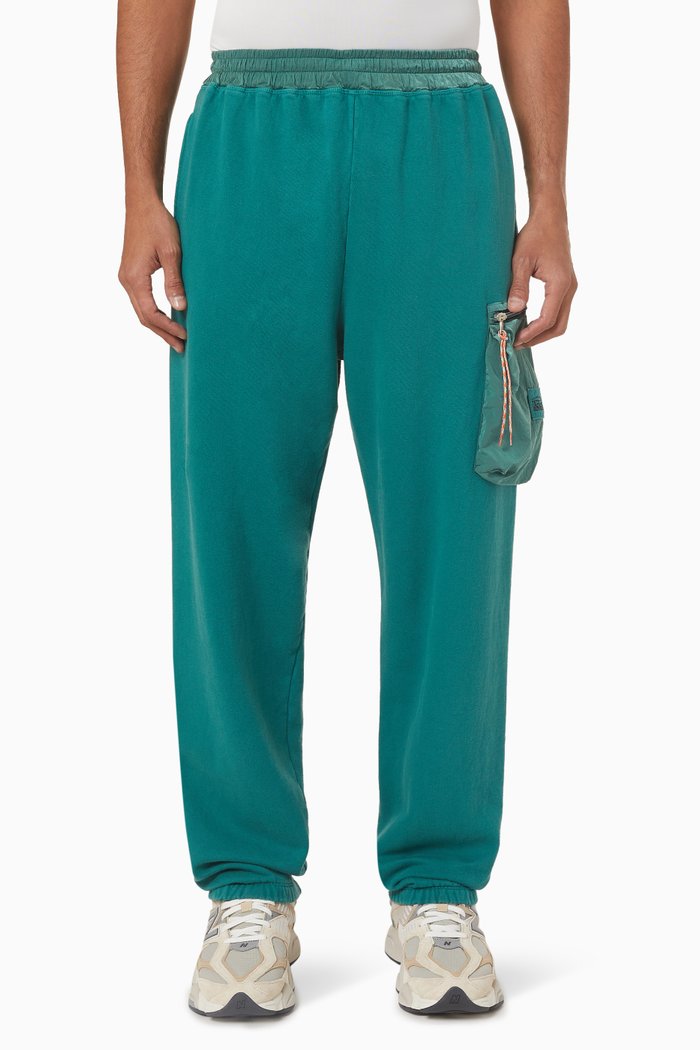 

Hybrid Sweatpants in Nylon, Green