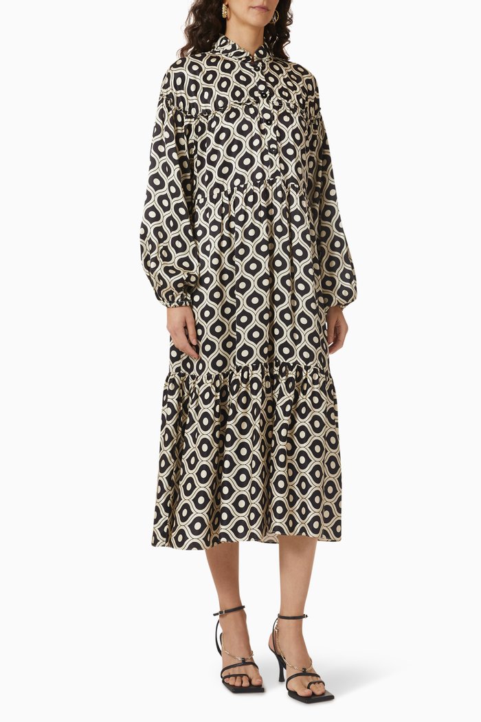 

Betty Smocked Midi Dress in Ecovero-viscose, Black