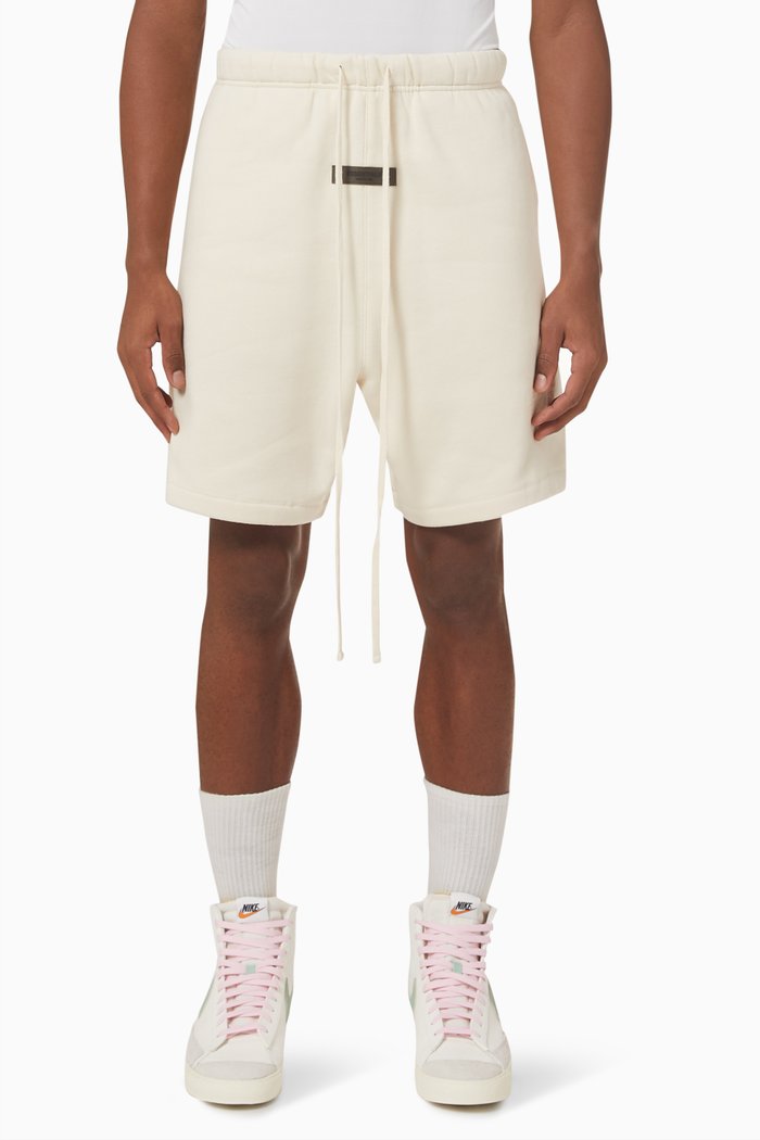 

Essentials Sweatshorts in Fleece, Neutral