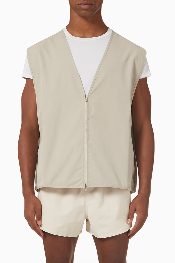 

Essentials Vest in Woven Cotton, Grey