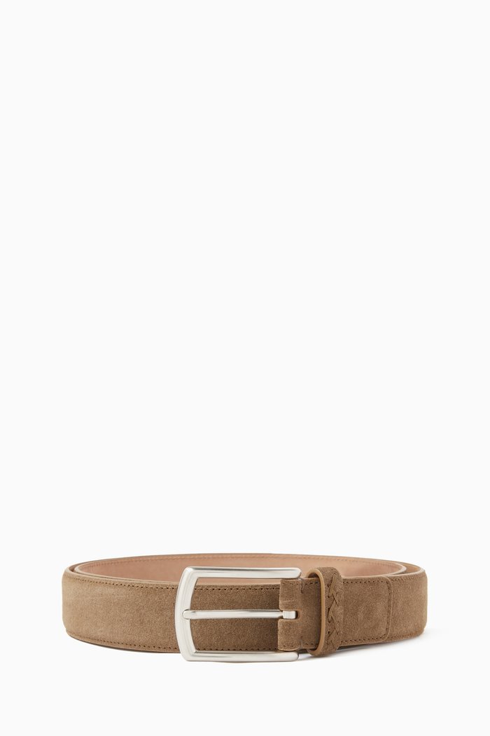 

Classic Buckle Belt in Suede, Neutral