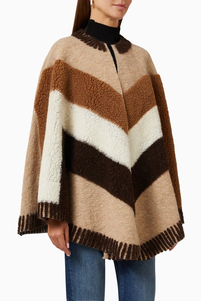 

Elbyor Poncho in Wool-blend Knit, Brown