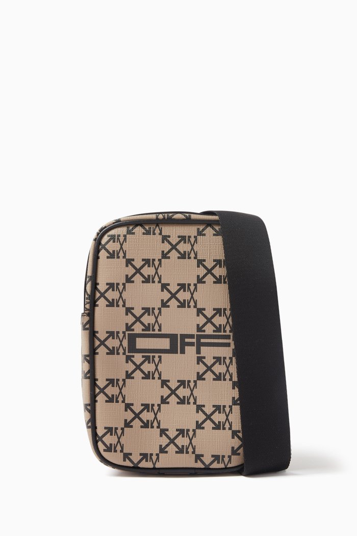 

Arrows Monogram Crossbody Bag in Leather, Black