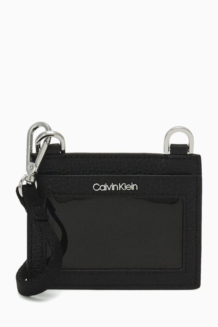 

Minimalism Logo Pass Holder in Leather, Black