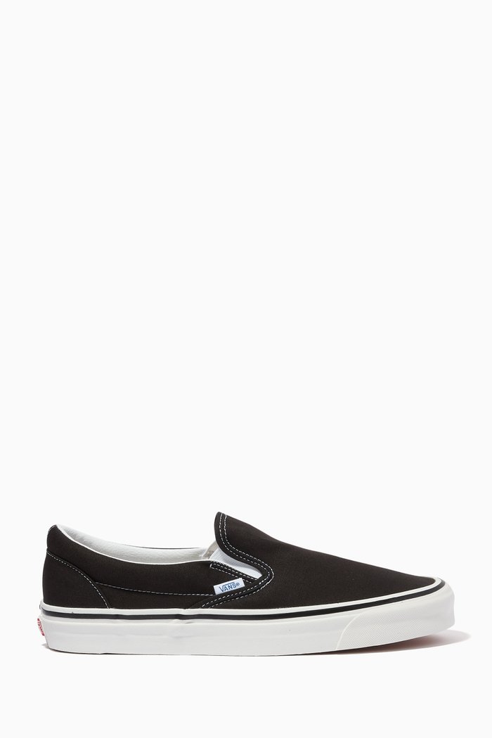 

Classic Slip-on 98 DX Shoes in Canvas, Black