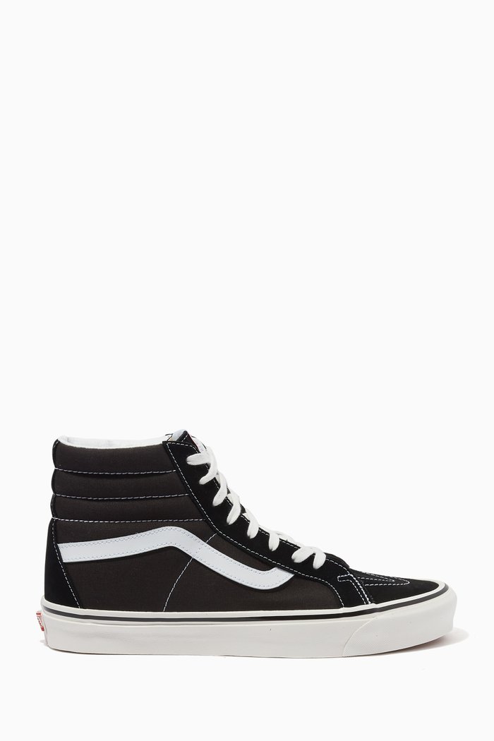 

SK8-Hi 38 DX Shoes in Canvas & Suede, Black
