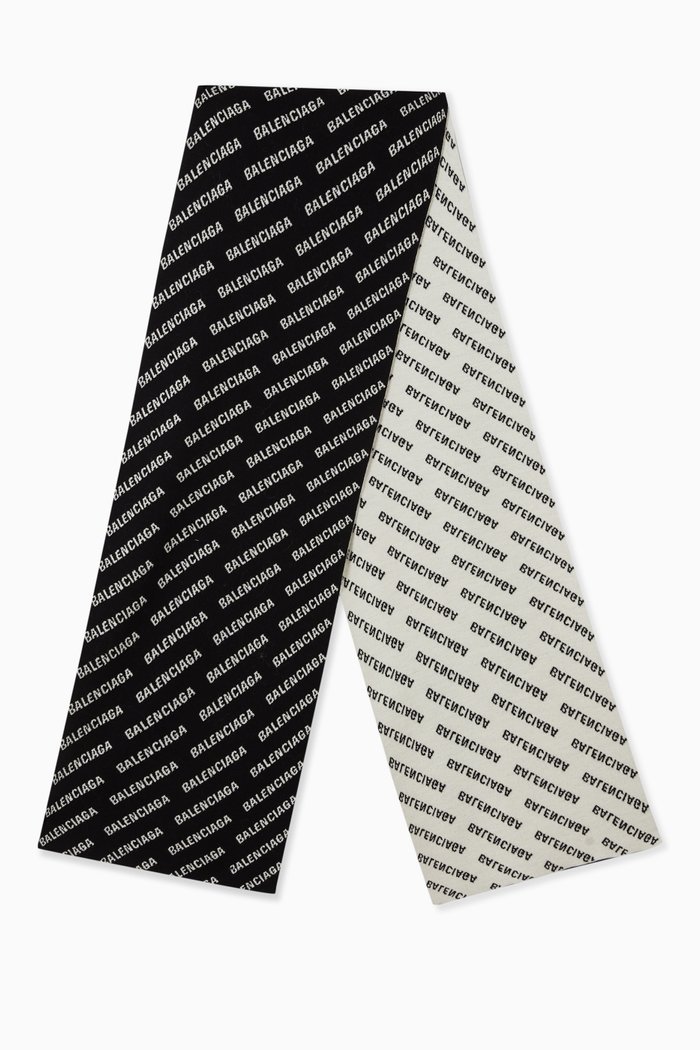 

Logo Scarf in Jacquard Wool, Black